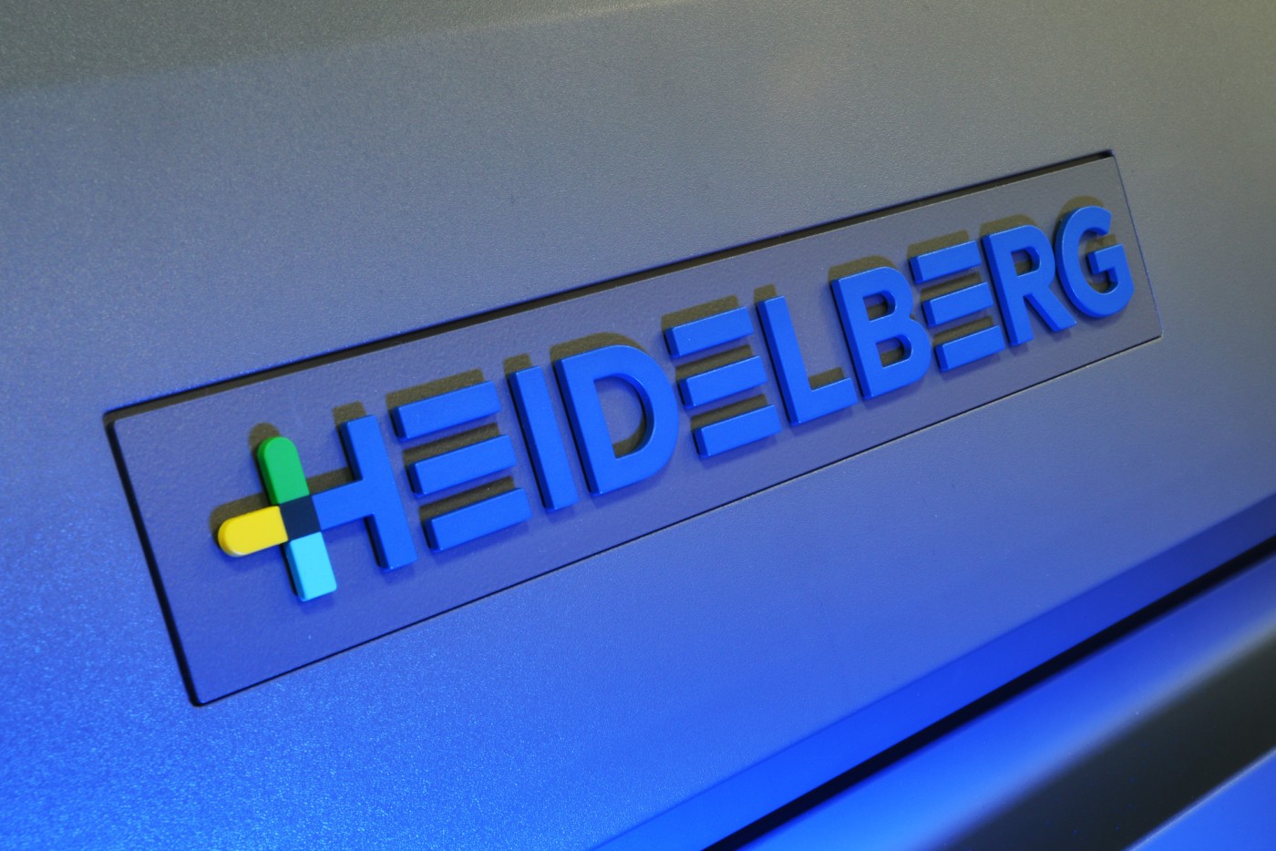 Heidelberg_logo_on_machine