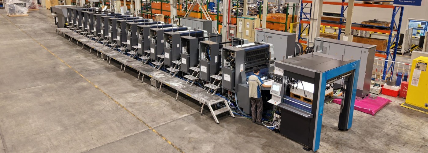 HEIDELBERG_shanghai_production_Speedmaster_CX_104-custommachine1-stage