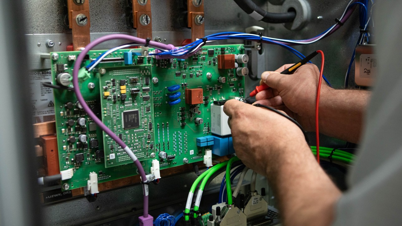 Solutions for green hydrogen production