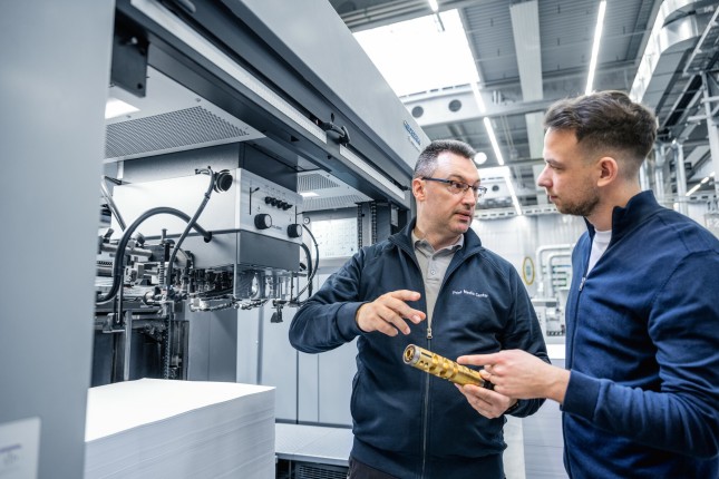 HEIDELBERG setzt strategische Weiterentwicklung konsequent fort – solider Start ins GJ 2026/2027