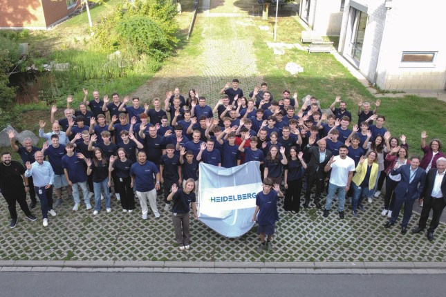 HEIDELBERG invests in training