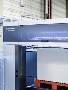 The new Peak Performance Speedmaster XL 106 cuts print production costs, making customers in the commercial, packaging, and label printing sectors more competitive.