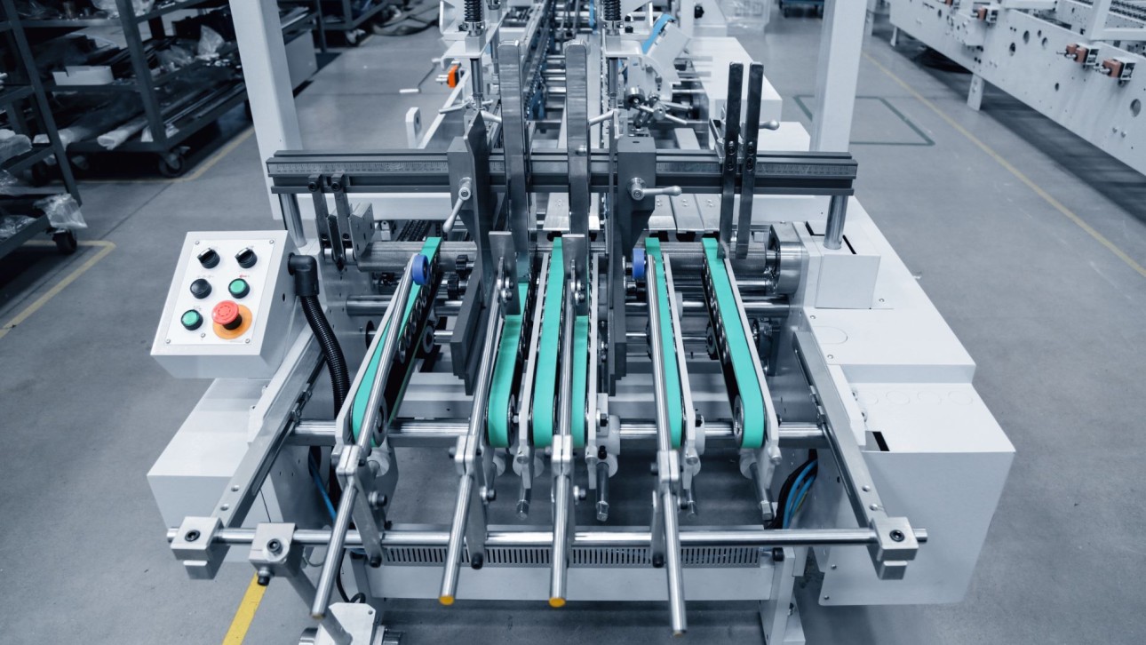 Feeder and alignment