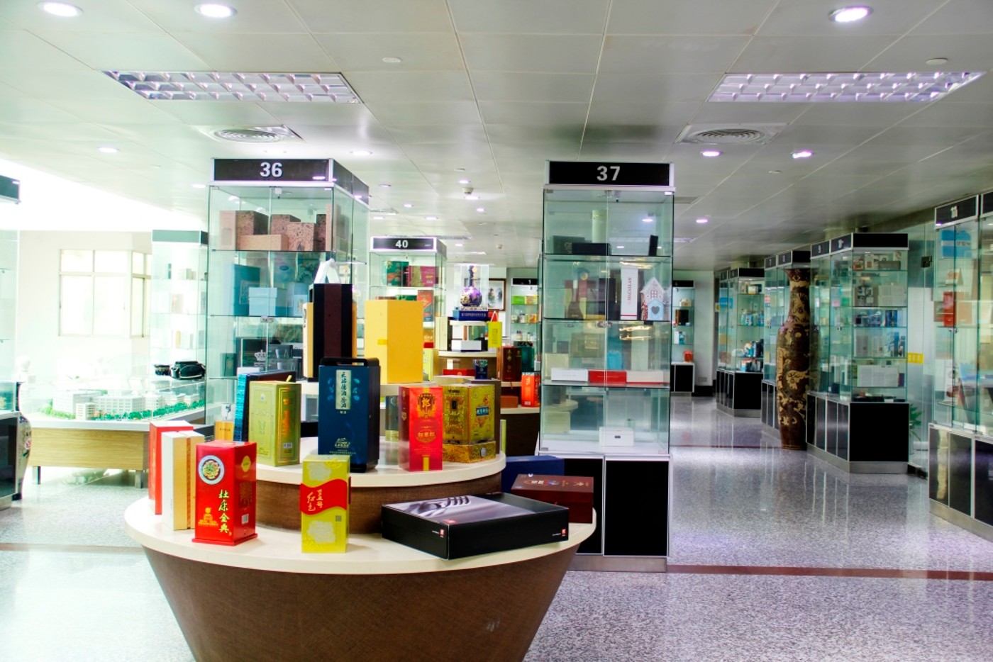 Xianjunlong-application-shop-1-Heidelberg-packaging-customer